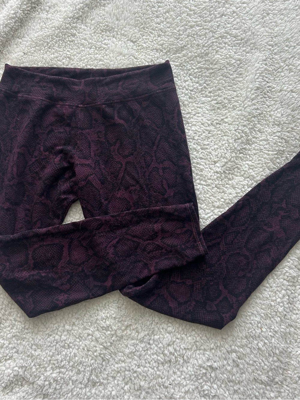 Sundry Plum Snake Print Leggings